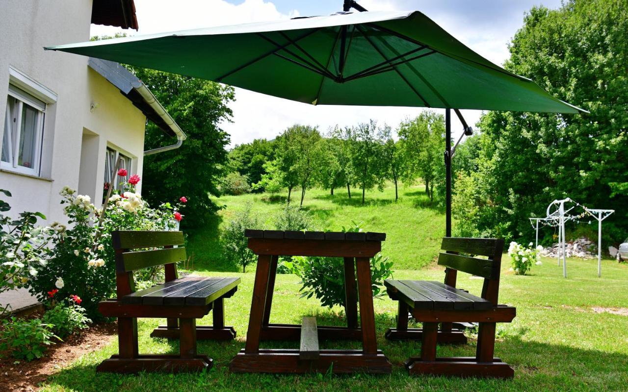Rooms Toni Selište Drežničko Extérieur photo