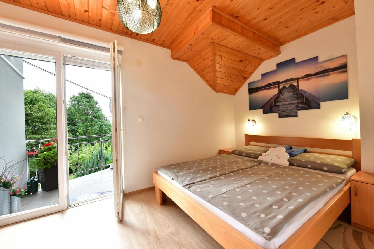 Rooms Toni Selište Drežničko Extérieur photo