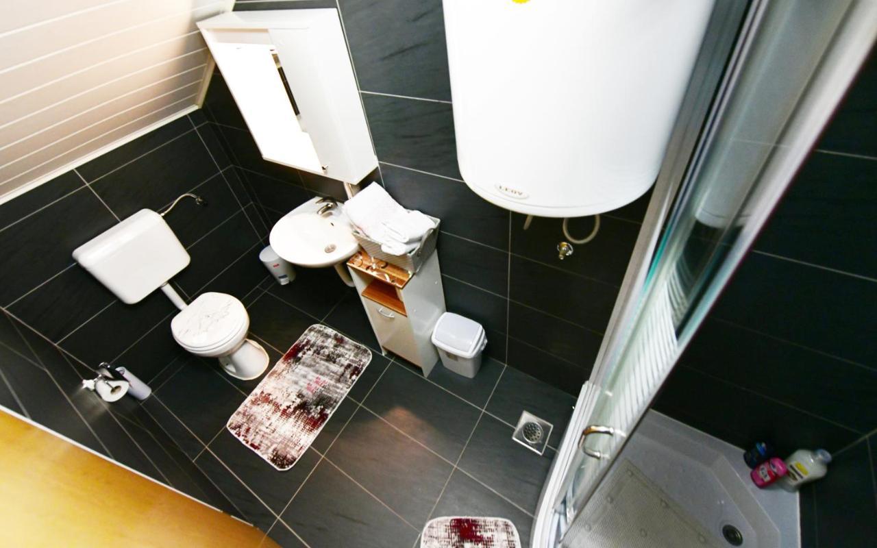 Rooms Toni Selište Drežničko Extérieur photo
