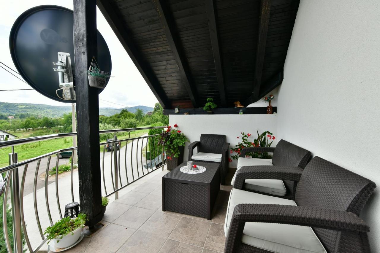 Rooms Toni Selište Drežničko Extérieur photo